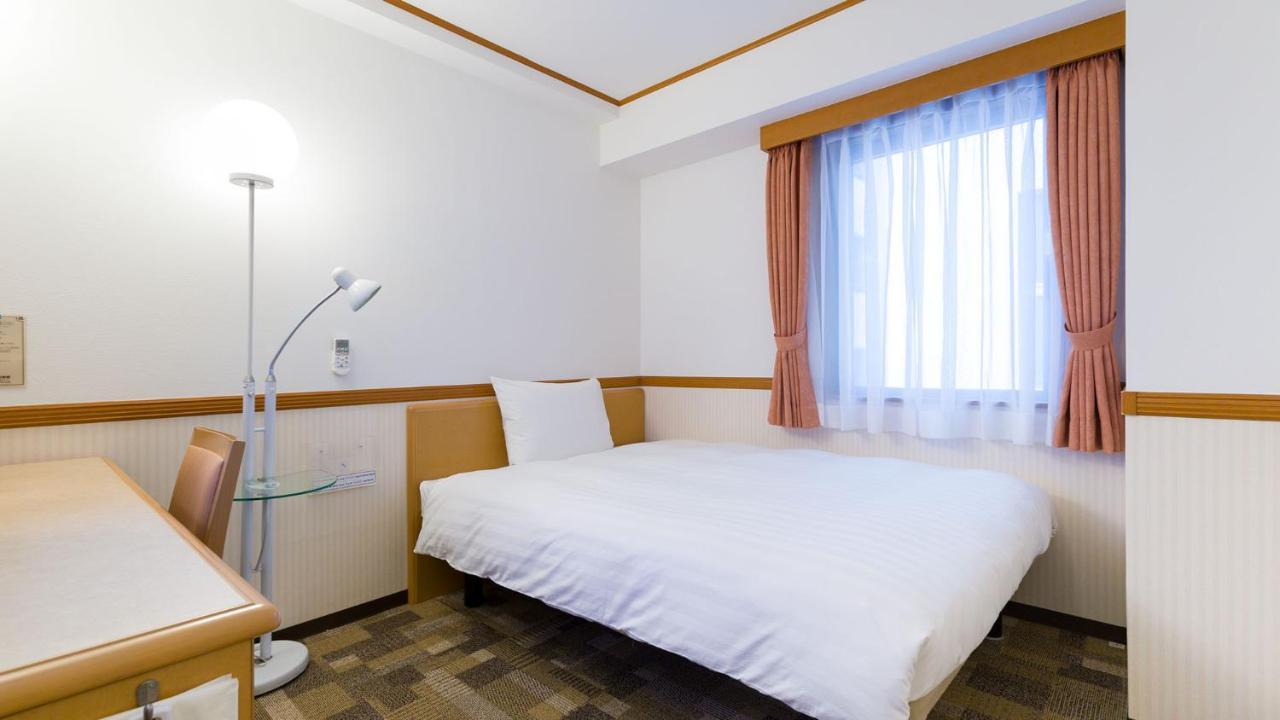 Toyoko Inn Kagoshima Chuo Eki Nishi Guchi Buitenkant foto