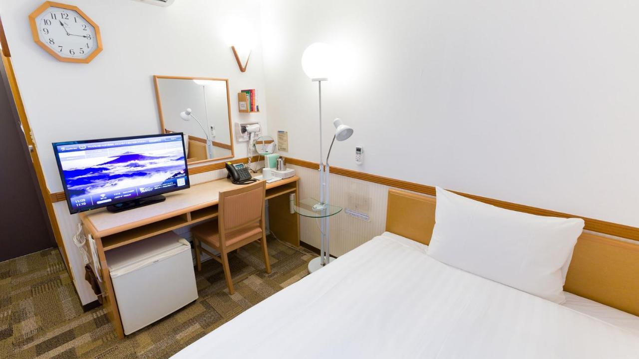 Toyoko Inn Kagoshima Chuo Eki Nishi Guchi Buitenkant foto